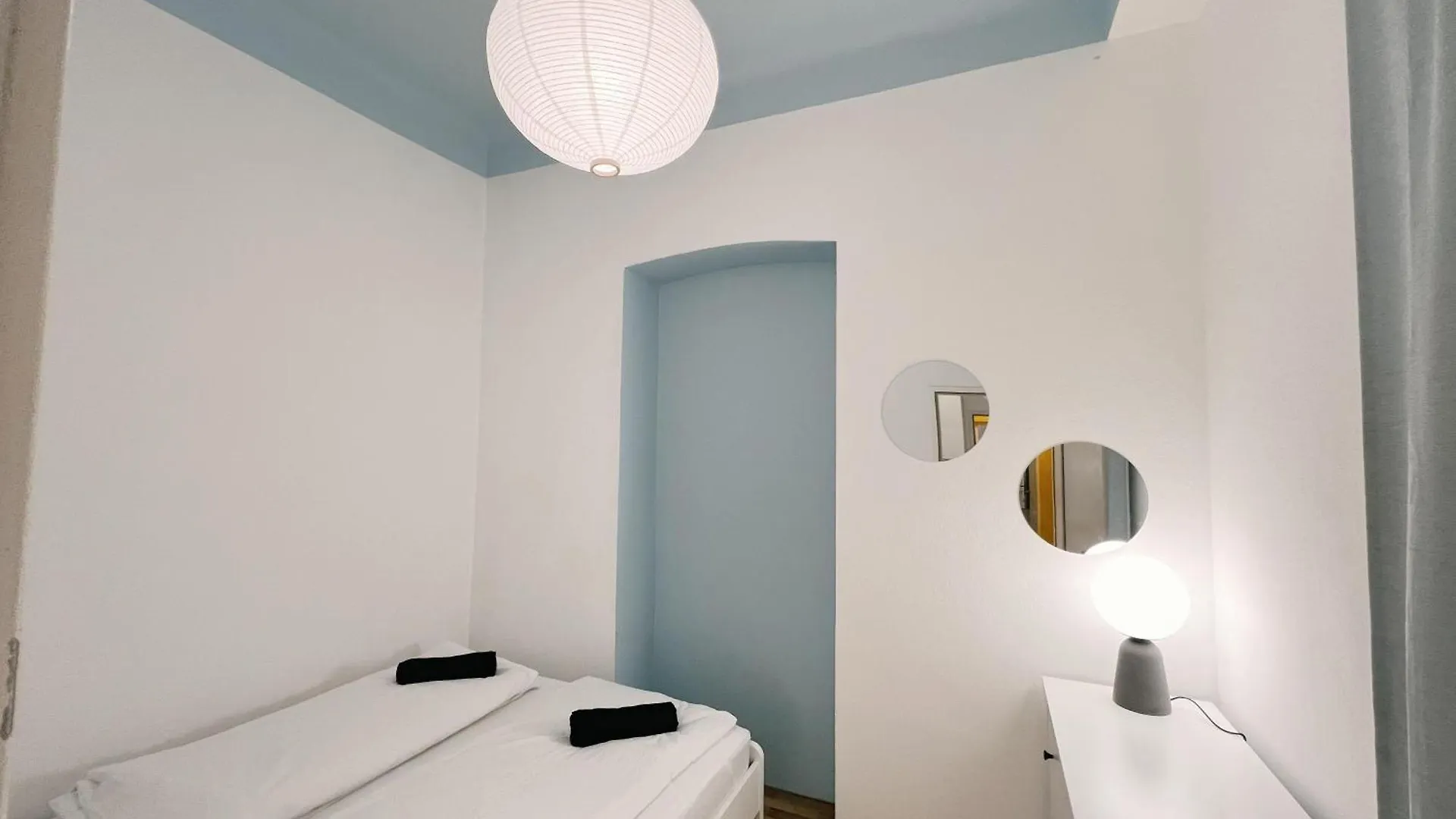 Family & Friends Apartment At Stadthalle Vienna